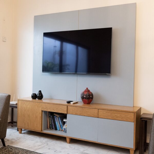 Minimalist TV Unit