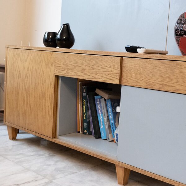 Minimalist TV Unit